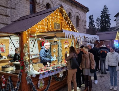 Village de Noël, animations, exposition Playmobil et studio photo : la magie des fêtes arrive dans la ville thermale !